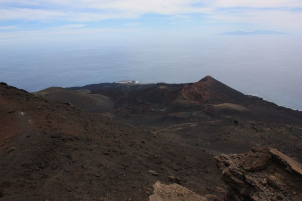 Volcan de Teneguia vanaf de top van Volcan de San Antonio