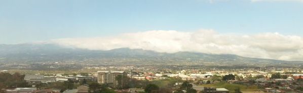 uitzicht over San Jose vanuit hotelkamer