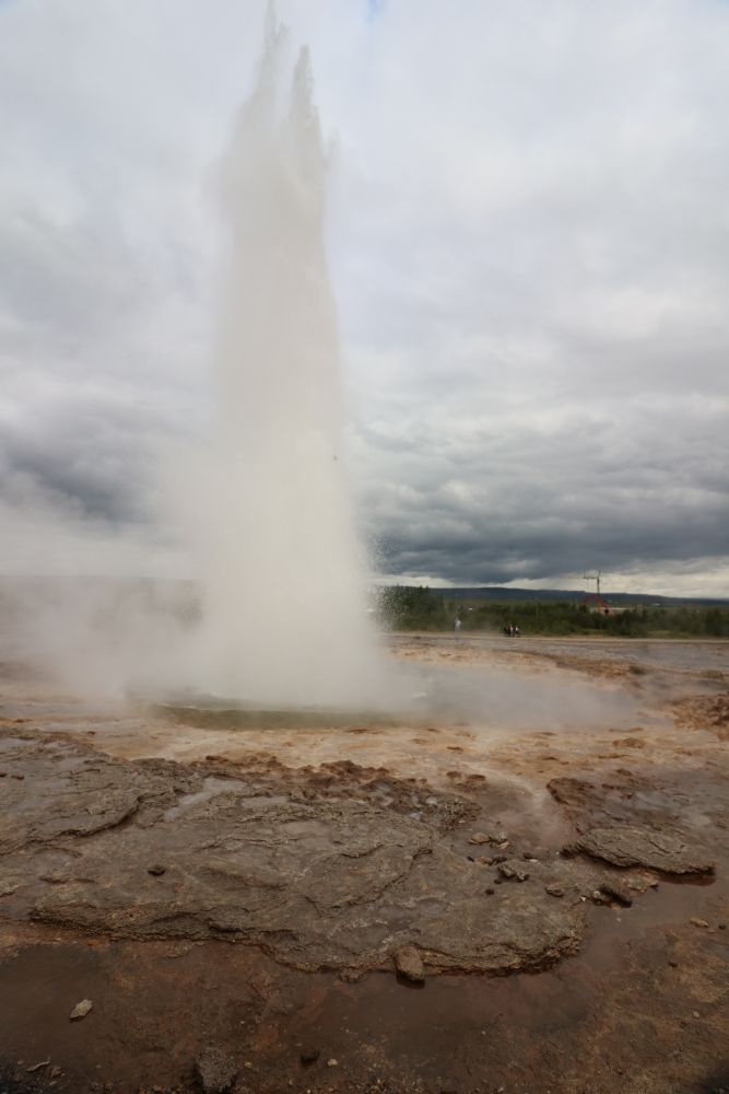 12-8 geysir